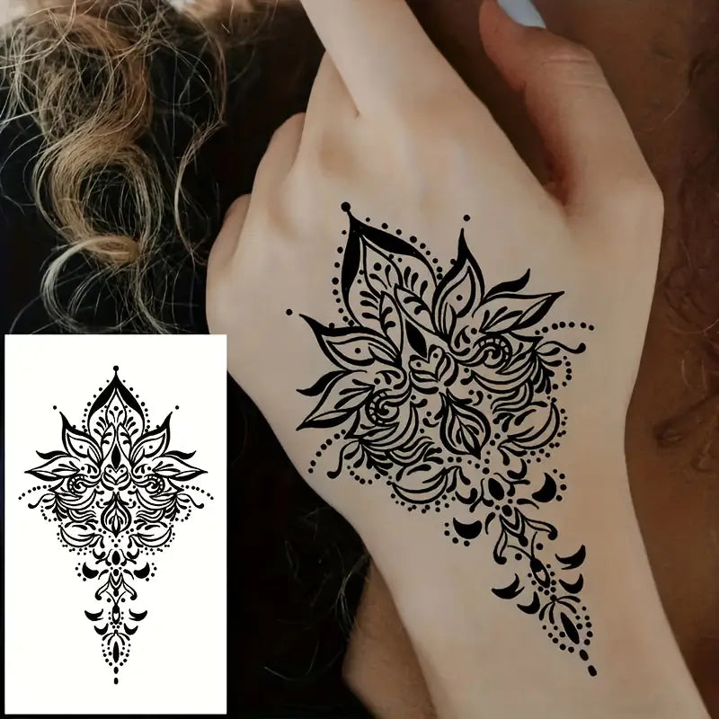 hand tatooo